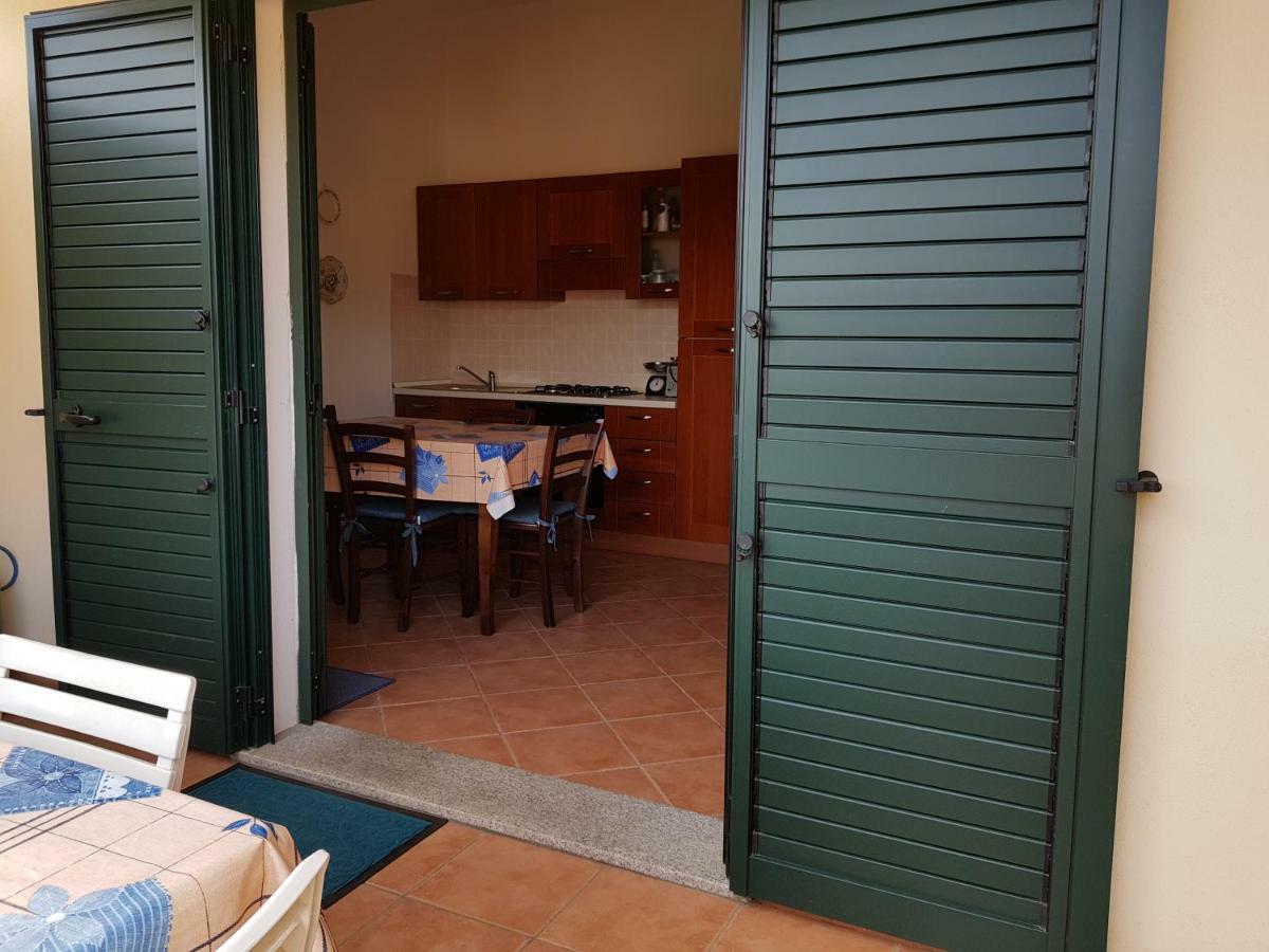 Appartamento Borgo Lu Canali da Gavino Badesi Esterno foto