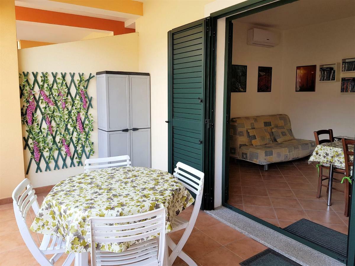 Appartamento Borgo Lu Canali da Gavino Badesi Esterno foto